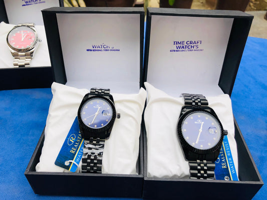 Couple Black Royal Wristwatch Set – Elegant & Waterproof