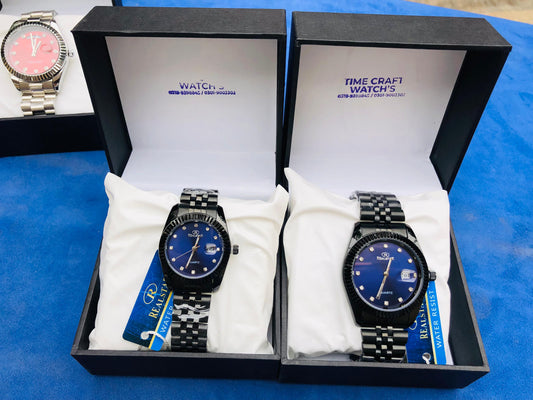 Couple Black Royal Wristwatch Set – Elegant & Waterproof